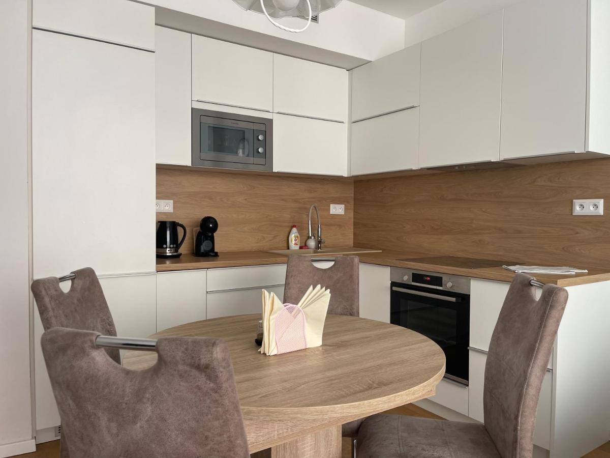 Sag Sky Park Residence Free Parking And Wi-Fi Bratislava Buitenkant foto