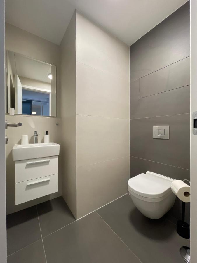 Sag Sky Park Residence Free Parking And Wi-Fi Bratislava Buitenkant foto